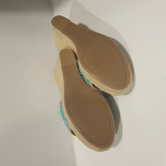 Sandals - Picture 5 of 5